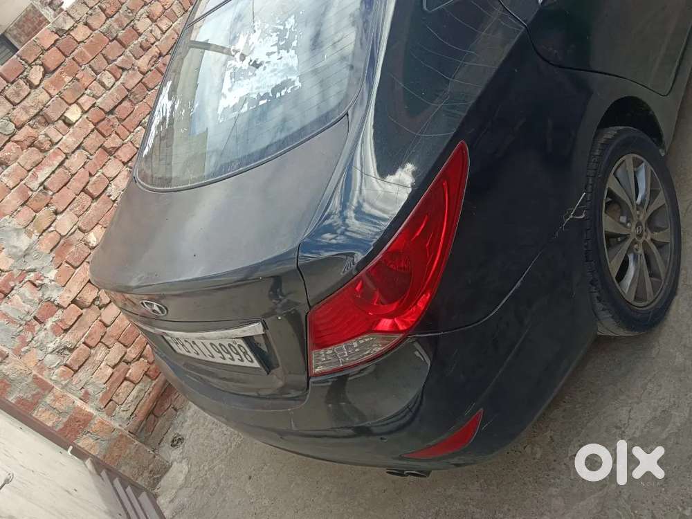 Hyundai Verna Crdi Sx 2013