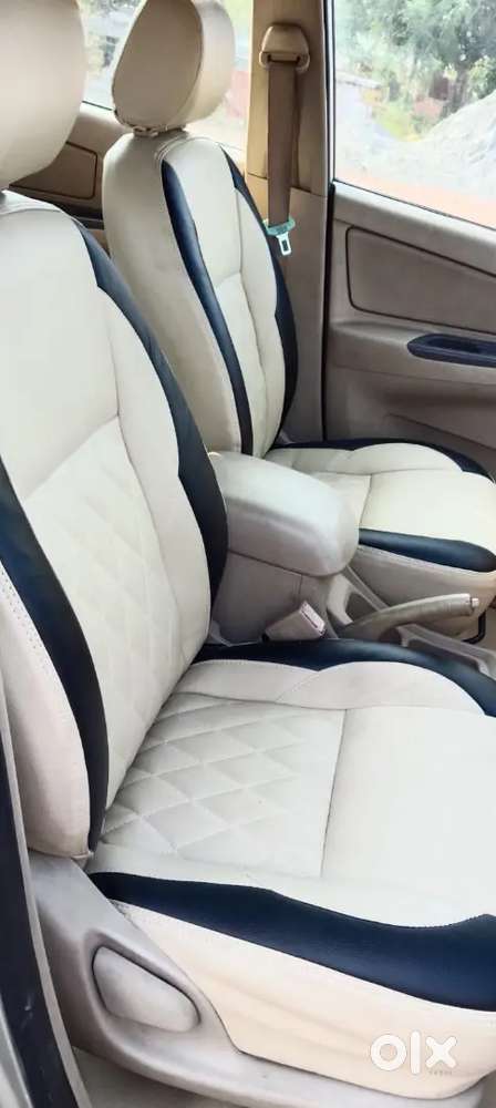 Toyota Innova 2005 Diesel 170000 Km Driven