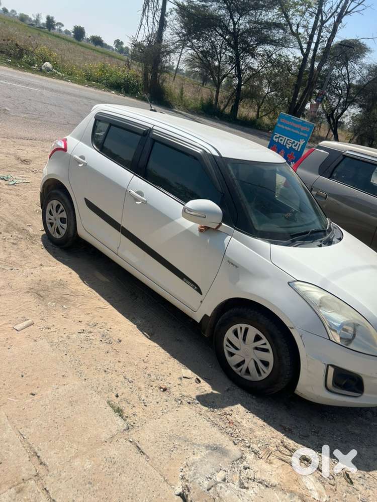 Maruti Suzuki Swift 2016 Cng & Hybrids 75000 Km Driven