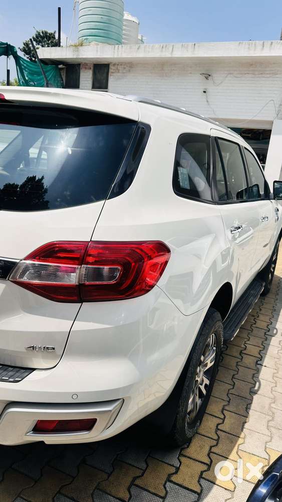 Ford Endeavour Titanium Plus 4x4, 2018, Diesel