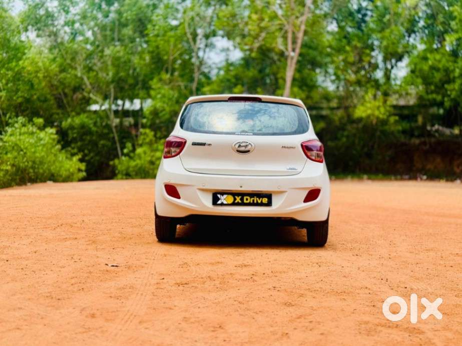 Hyundai Grand I10 2016-2017 Magna At, 2016, Petrol