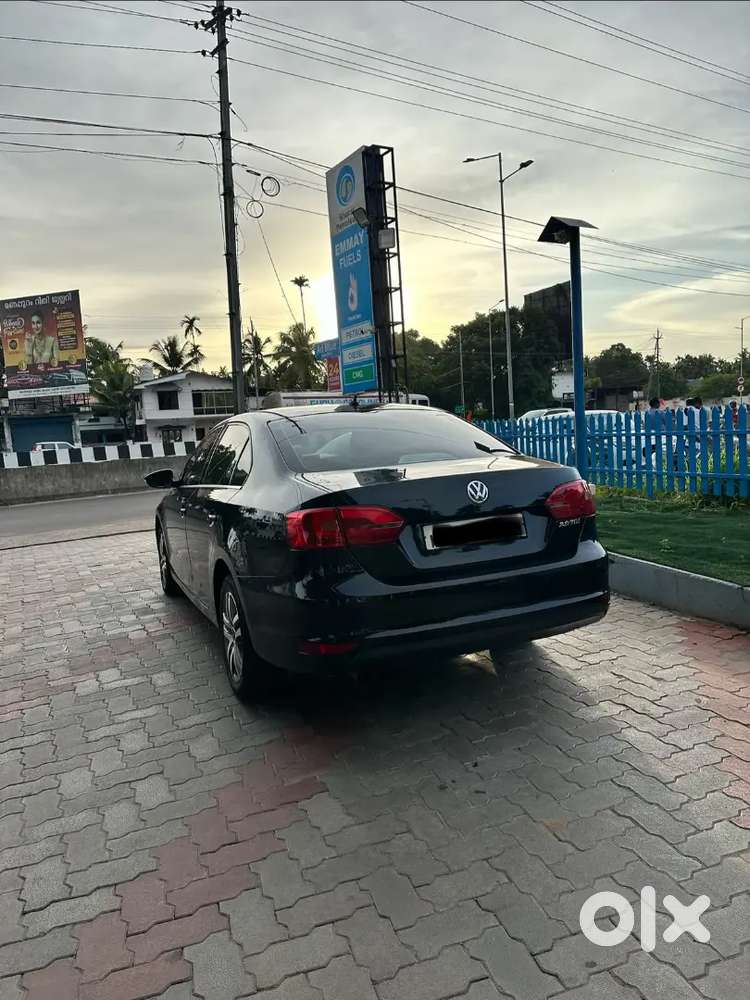 Volkswagen Jetta Diesel Dsg Highline Black