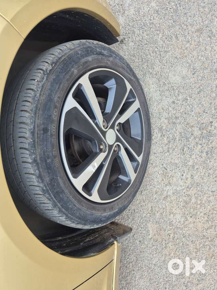 Tata Altroz Xz, 2020, Petrol
