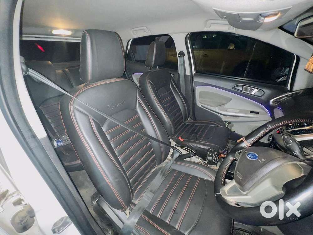 Ford Petrol 2017 Car