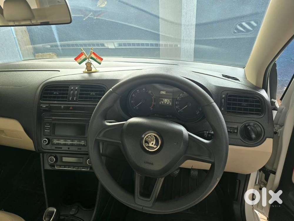 Skoda Rapid Tsi Active 1.0 Mt, 2021, Petrol