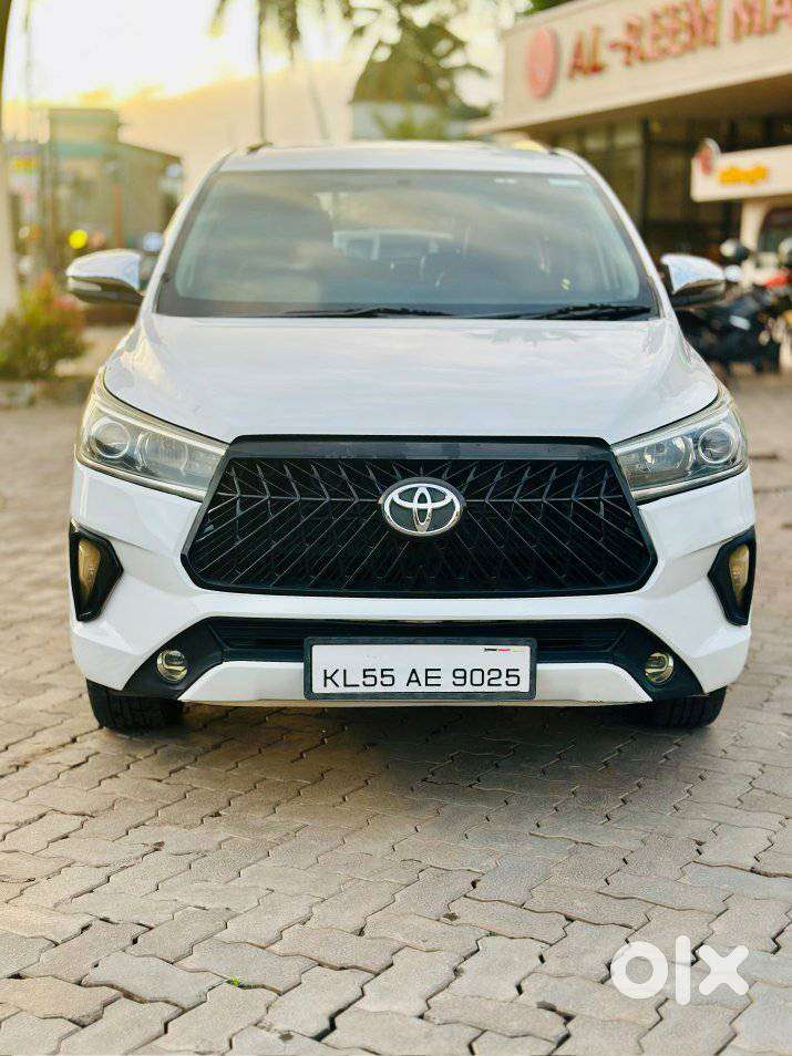 Toyota Innova Crysta 2.4 G Mt, 2017, Diesel