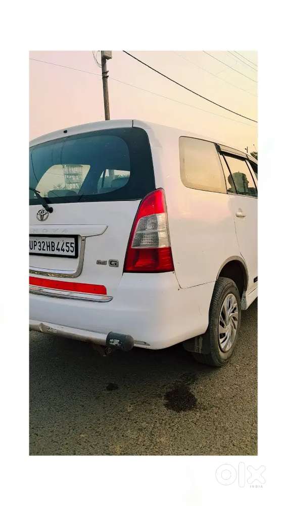 Toyota Innova 2016 Diesel 180000 Km Driven