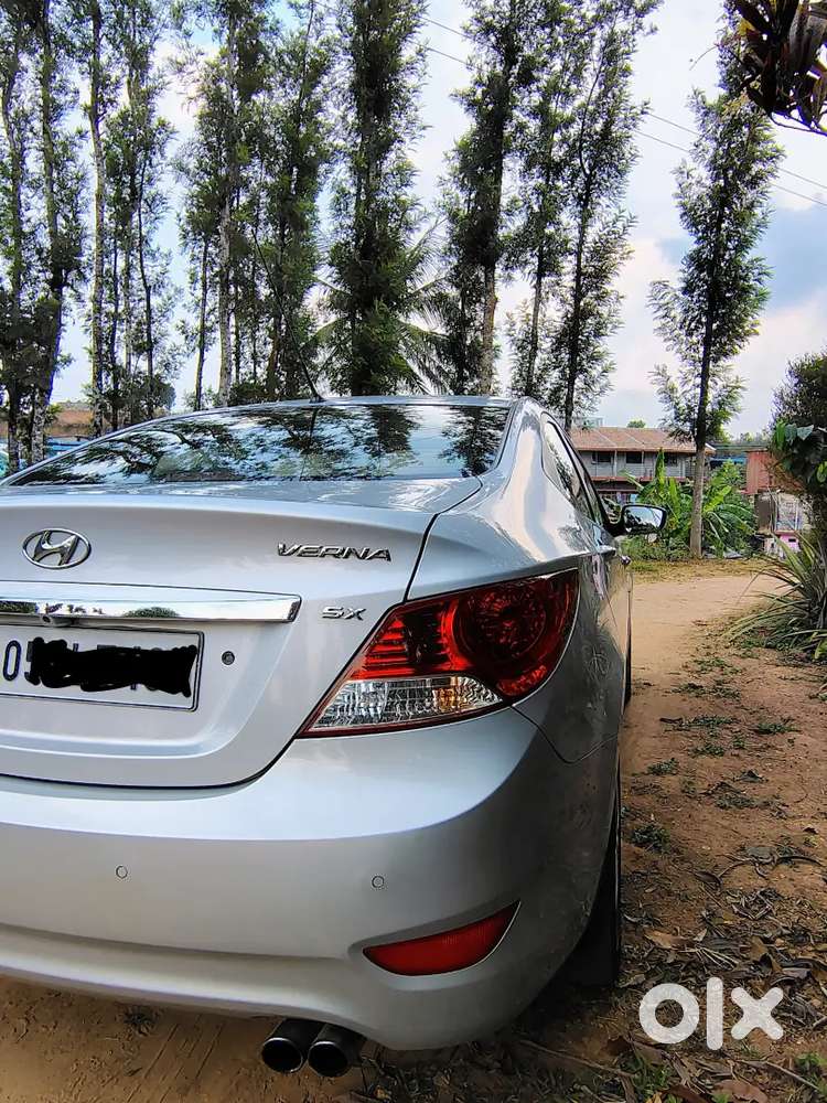 Hyundai Fluidic Verna 2012 Electric 96800 Km Driven