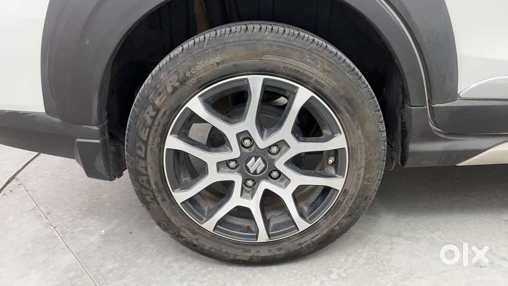 Maruti Suzuki Xl6 1.5 Alpha Plus Mt, 2024, Petrol