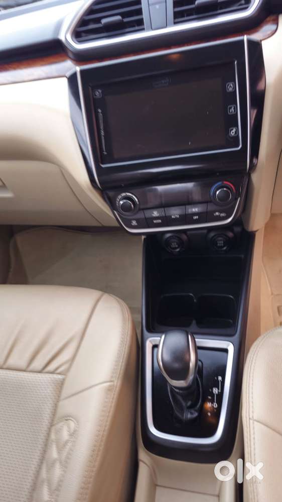 Maruti Suzuki Swift Dzire Amt Zxi Plus, 2017, Petrol