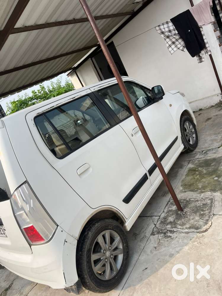 Maruti Suzuki Stingray 2015 Petrol Well Maintained