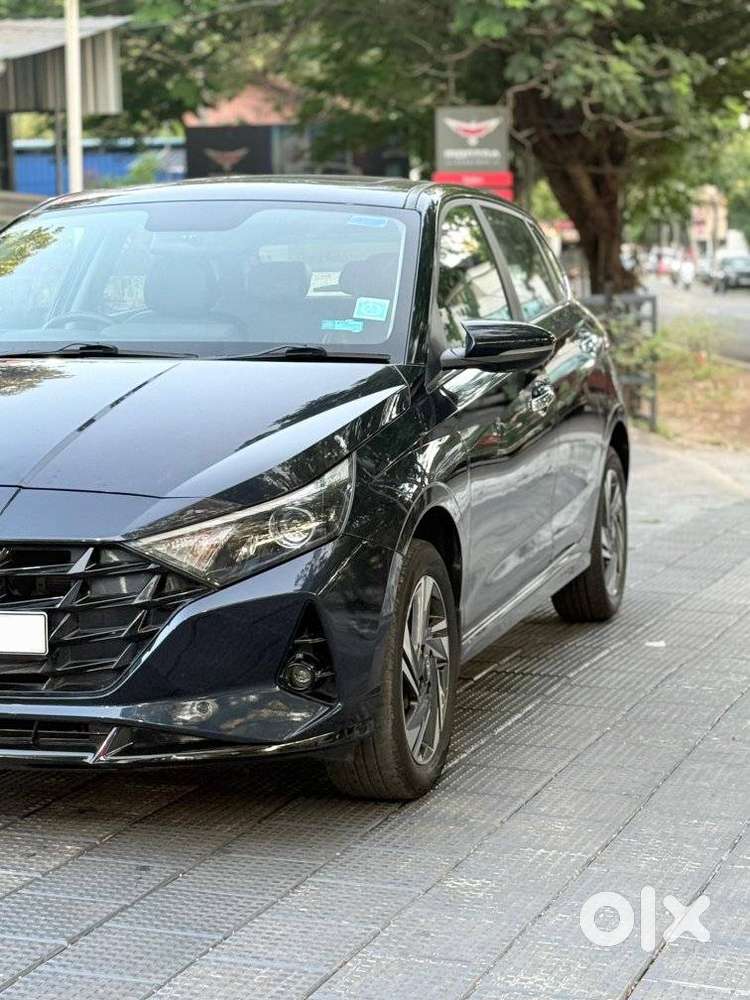 Hyundai I20 Asta (o) 1.2 Mt, 2023, Petrol
