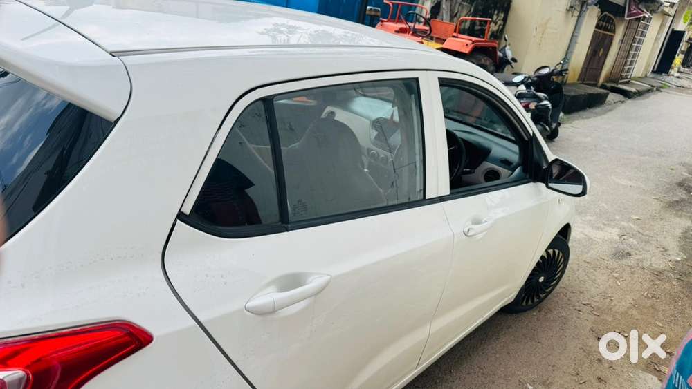 Hyundai Grand I10 Petrol 2014
