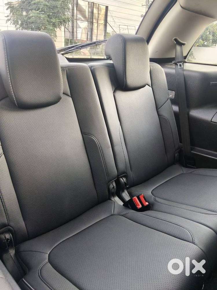 Tata Hexa 2.2 Xta 4x2 7 Str Dual Tone, 2017, Diesel