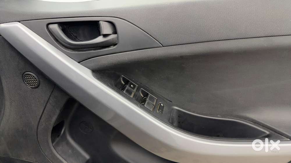 Tata Nexon 1.2 Revotron Xm (s), 2021, Petrol
