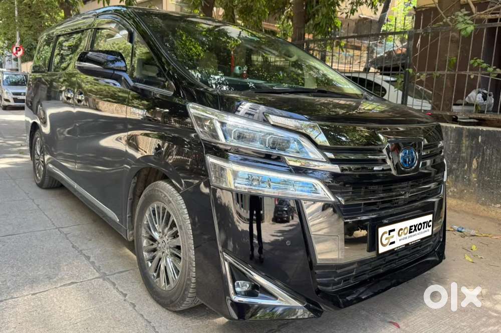 Toyota Vellfire 2.5 Hybrid, 2022, Petrol
