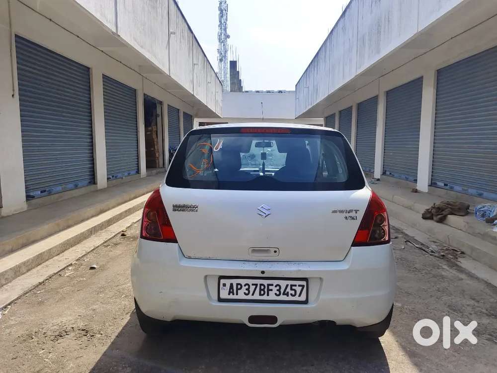 Maruti Suzuki Swift 2011