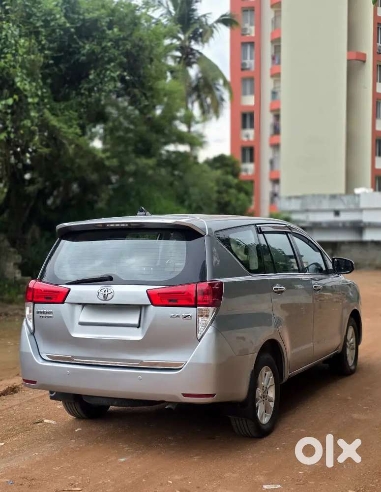 Toyota Innova Crysta 2017 Diesel Automatic