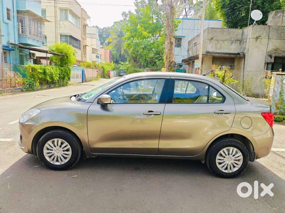Maruti Suzuki Swift Dzire Vxi Optional, 2017, Petrol