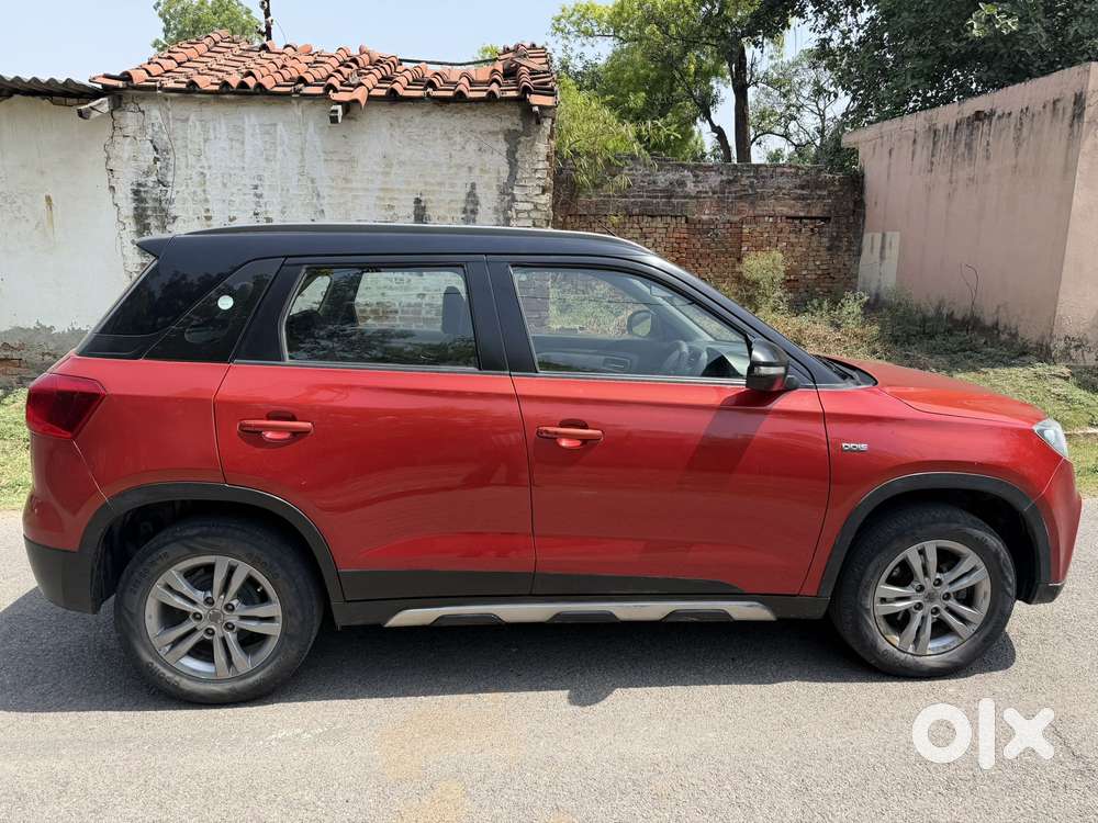 Maruti Suzuki Vitara Brezza Zdi Plus Dual Tone, 2016, Diesel