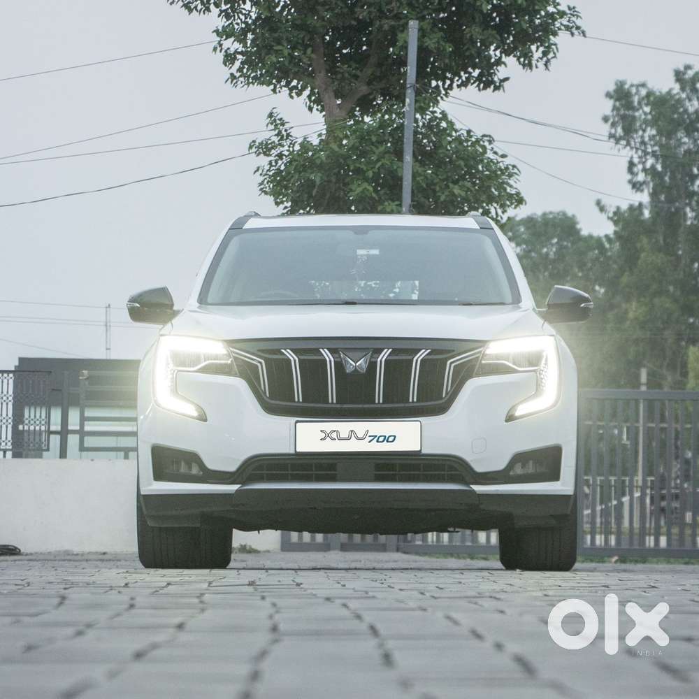 Mahindra Xuv700 2.2 Ax 5 Diesel At 7 Str, 2022, Diesel
