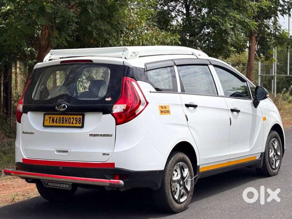Mahindra Marazzo, 2024, Diesel