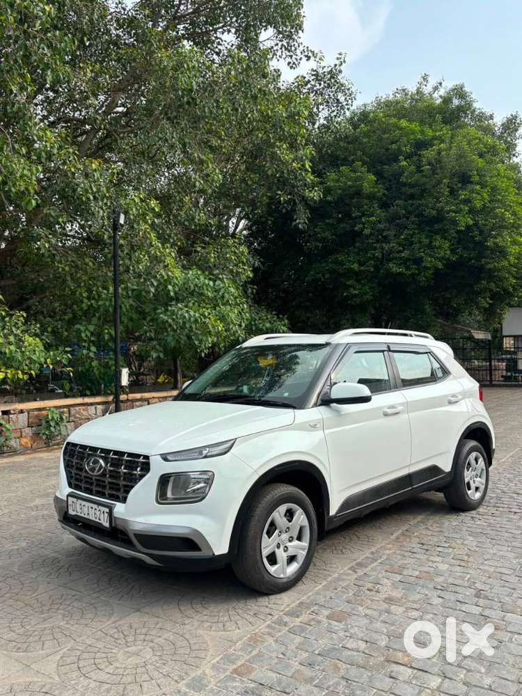 Hyundai Venue S Turbo, 2020, Petrol