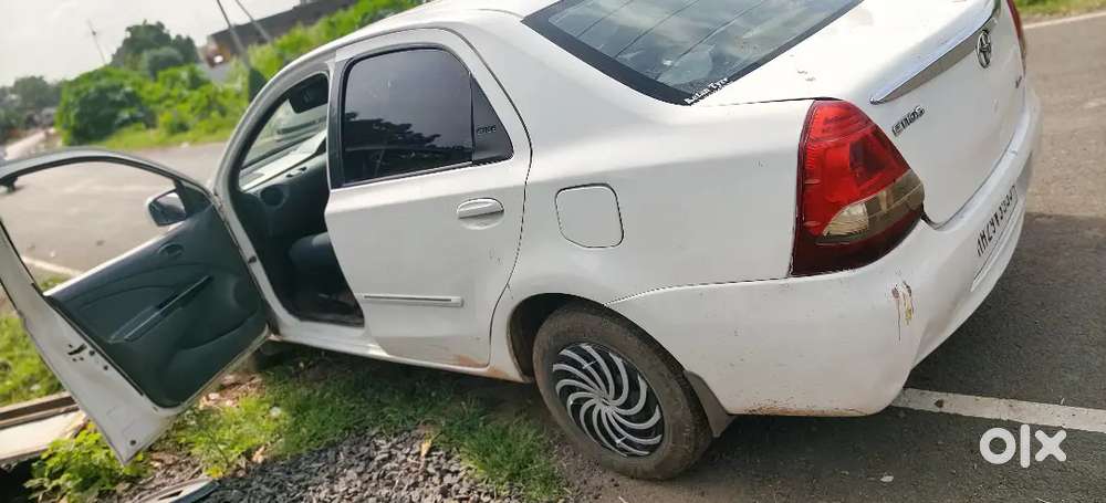 Toyota Etios 1.5 Dlx 2012