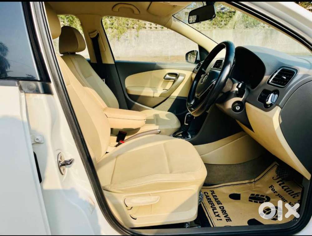 Volkswagen Vento Petrol Highline At, 2015, Petrol