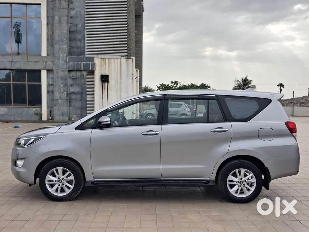 Toyota Innova Crysta 2.4 G Mt, 2016, Diesel