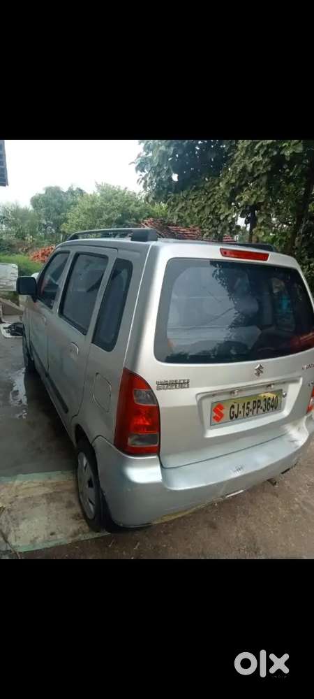 Maruti Suzuki Wagon R 2010 Top Model  Petrol 100000 Km Driven