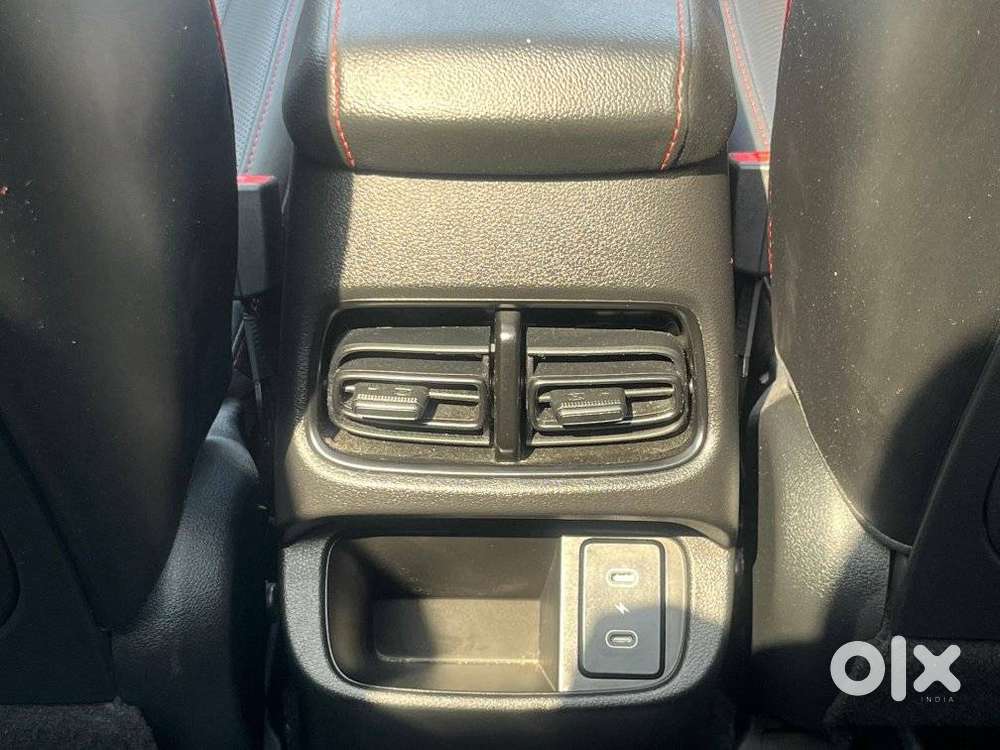 Hyundai Creta N Line N10 1.5 Turbo Dct Dual Tone, 2025, Petrol