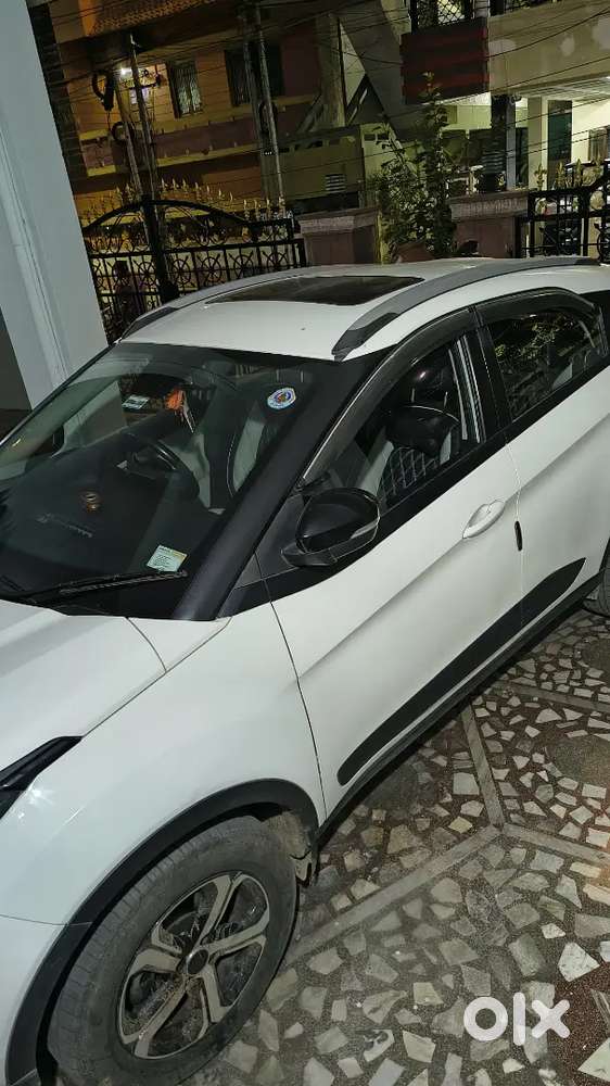 Tata Nexon Xz Plus Hs Diesel