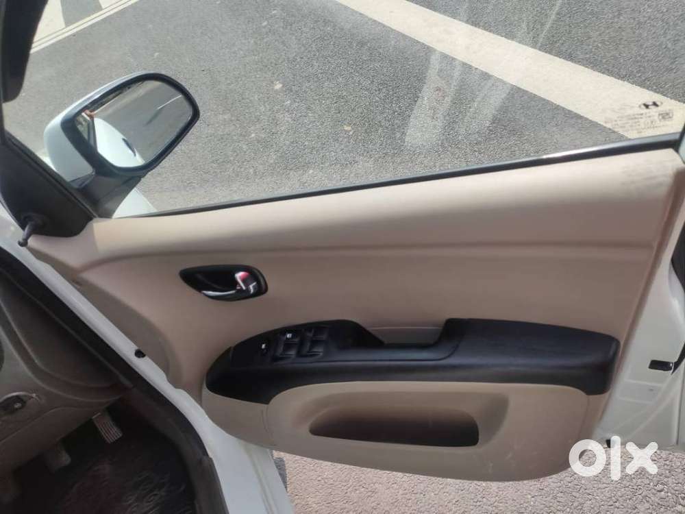 Hyundai I10 2011 Petrol Well Maintained