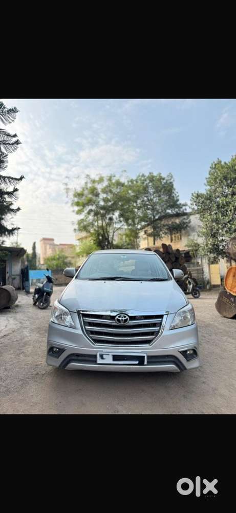 Toyota Innova Diesel 2014