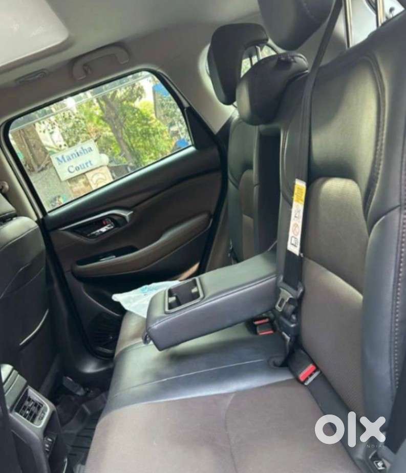 Toyota Urban Cruiser Hyryder 1.5 V Hybrid, 2023, Petrol