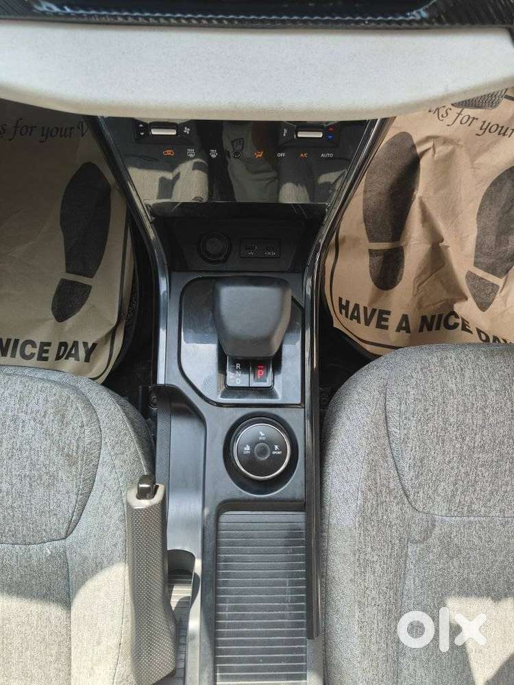 Tata Curvv Crtv Amt, 2025, Cng & Hybrids