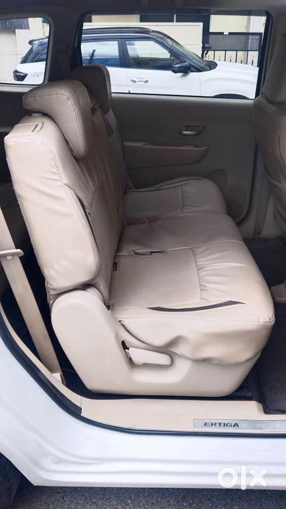 Maruti Suzuki Ertiga Zxi Shvs, 2022, Petrol