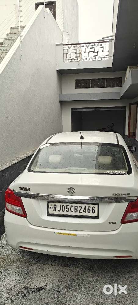 Maruti Suzuki Dzire 2017 Petrol 97000 Km Driven