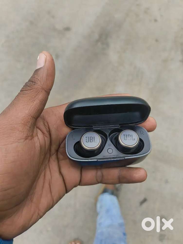 JBL LIVE 300 Buds