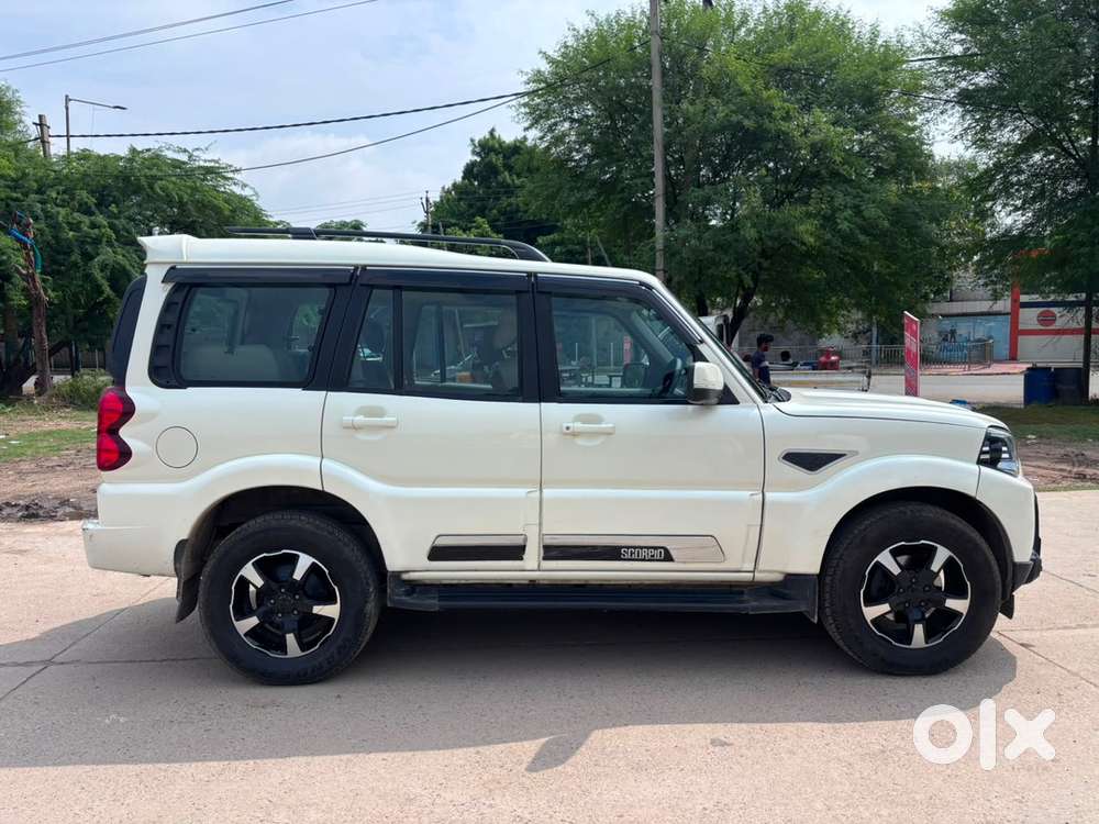 Mahindra Scorpio Classic 2021