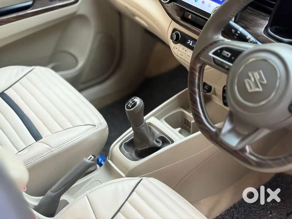 Ertiga Smart Hybrid Zxi+