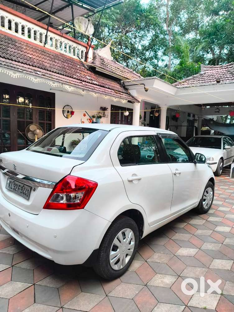 Maruti Suzuki Dzire 1.2 Zxi Amt, 2014, Petrol