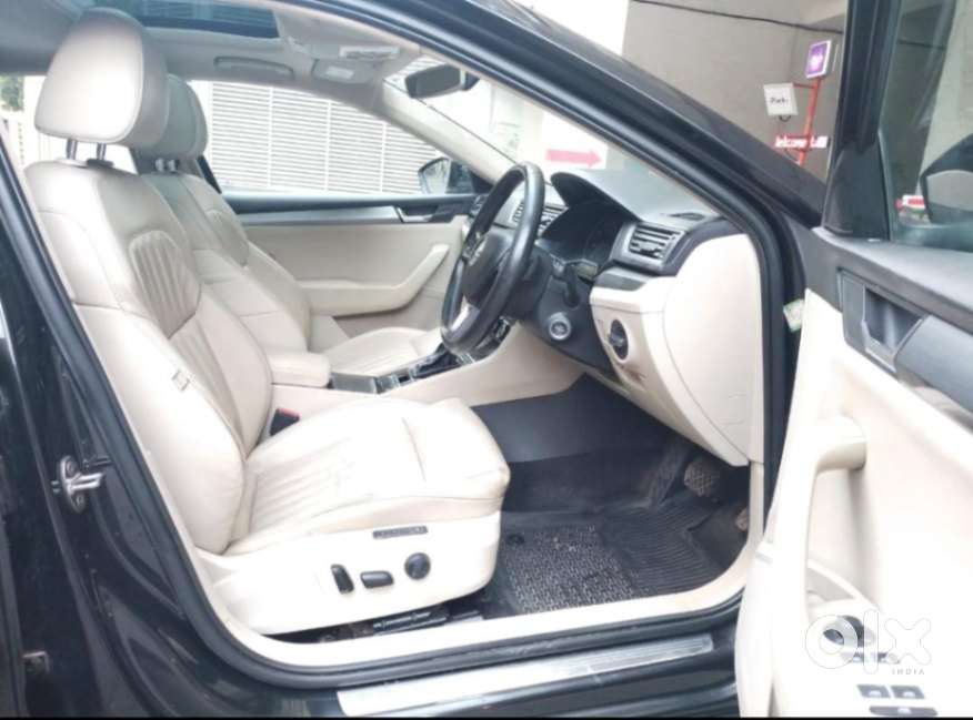 Skoda Superb Style 1.8 Tsi At, 2017, Petrol