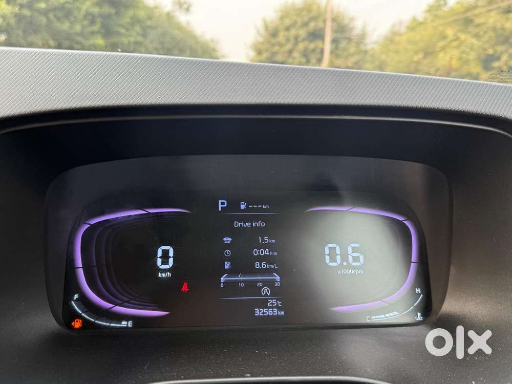 Kia Carens 1.4 Prestige Plus Turbo Dct 7 Str, 2023, Petrol