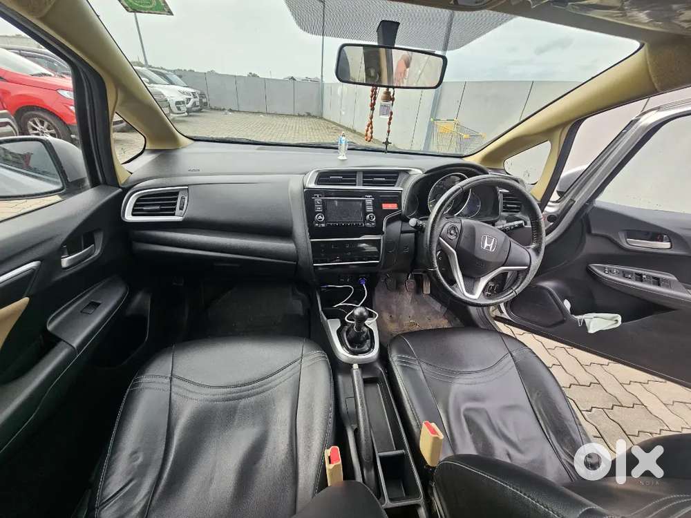 Honda Jazz I-vtec 2015