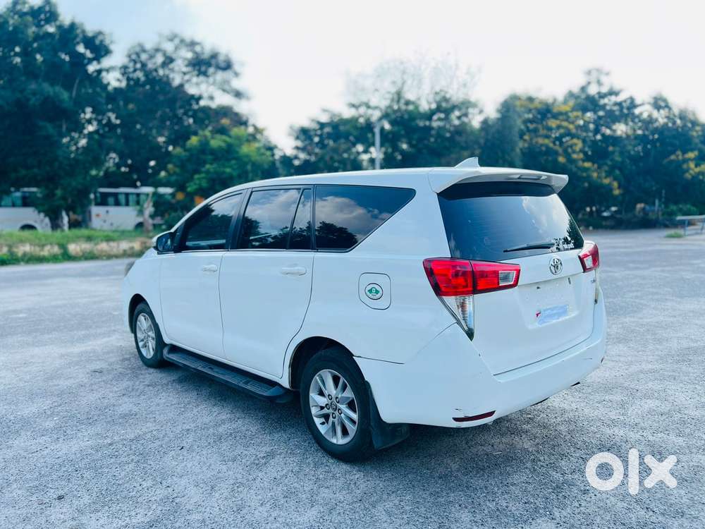 Toyota Innova Crysta 2.4 G Mt 7 Str, 2018, Diesel