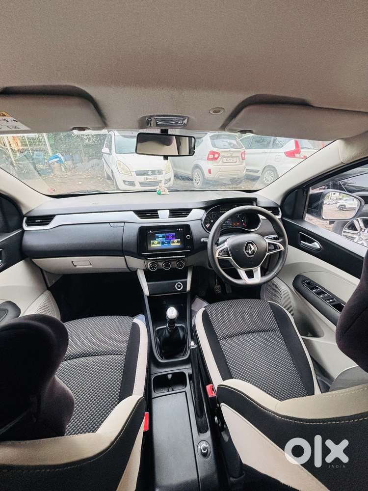 Renault Triber 1.0 Rxz Dual Tone, 2021, Petrol