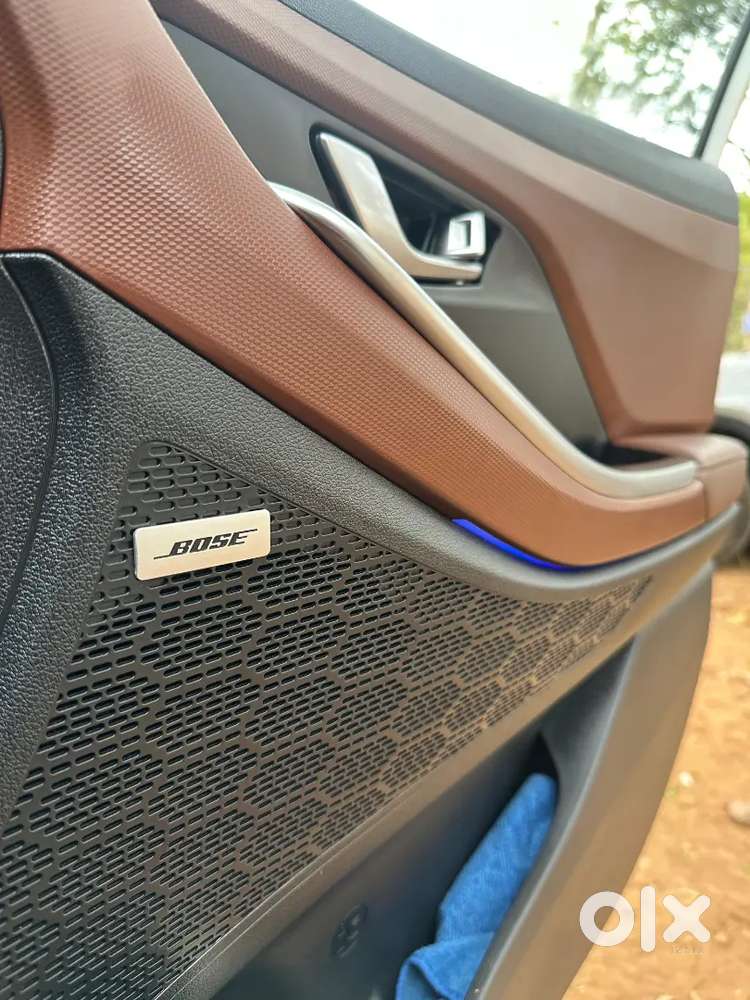 Less Drievn 2023 Diesel Alcazar Maintained Like New