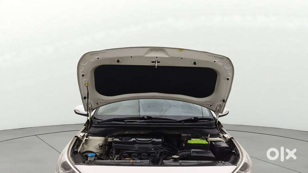 Hyundai Verna 1.6 Sx (o) Vtvt, 2018, Petrol